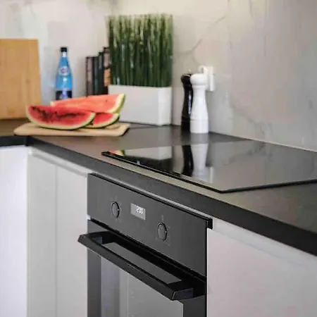 Olympia Apartment *